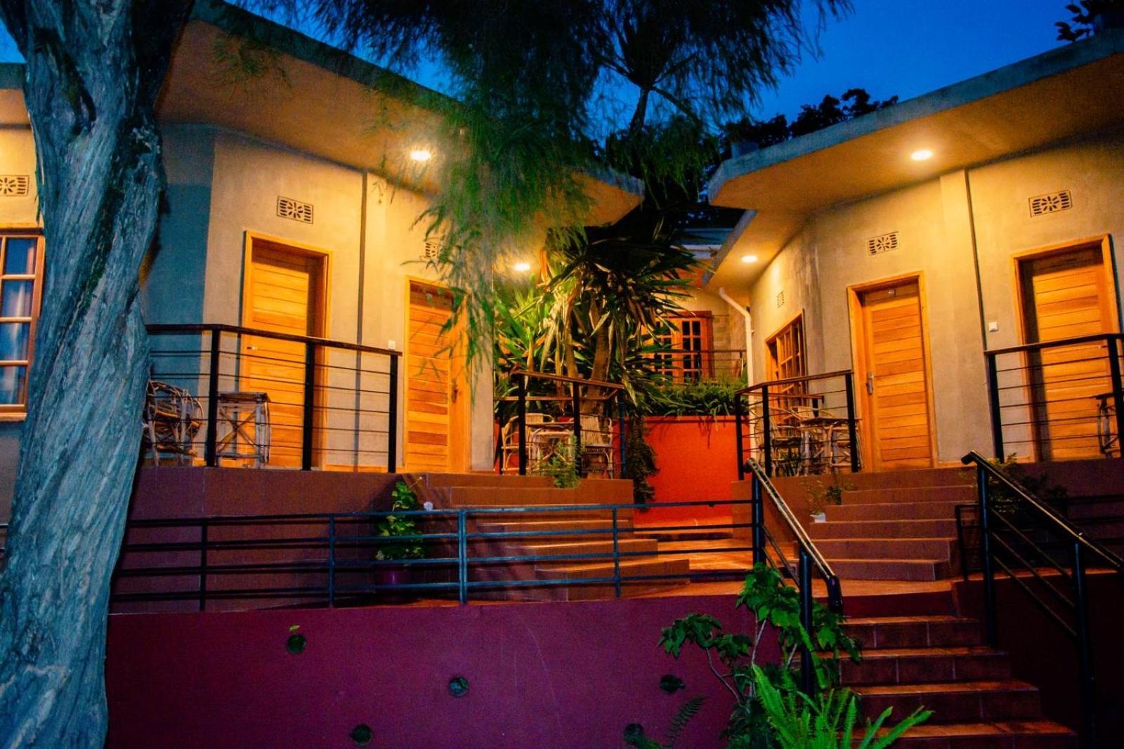 Babylon Lodge Marangu Exterior foto